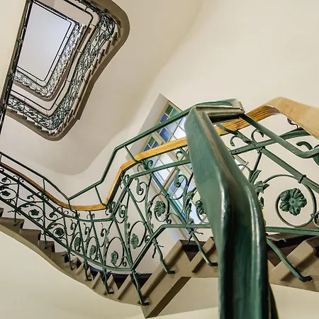 Main Station - 8 Rakowicka Street شقة كراكوفيا